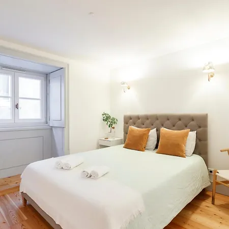 Homestay szállás Double With Private Wc In Shared House In Downtown Lisboa